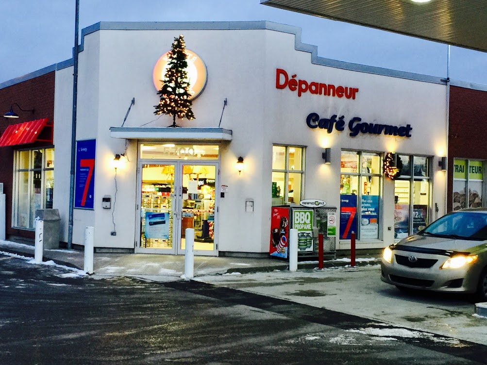 Esso | 5700 Boulevard des Forges, Trois-Rivières, QC G8Y 1X8, Canada | Phone: (819) 840-4449