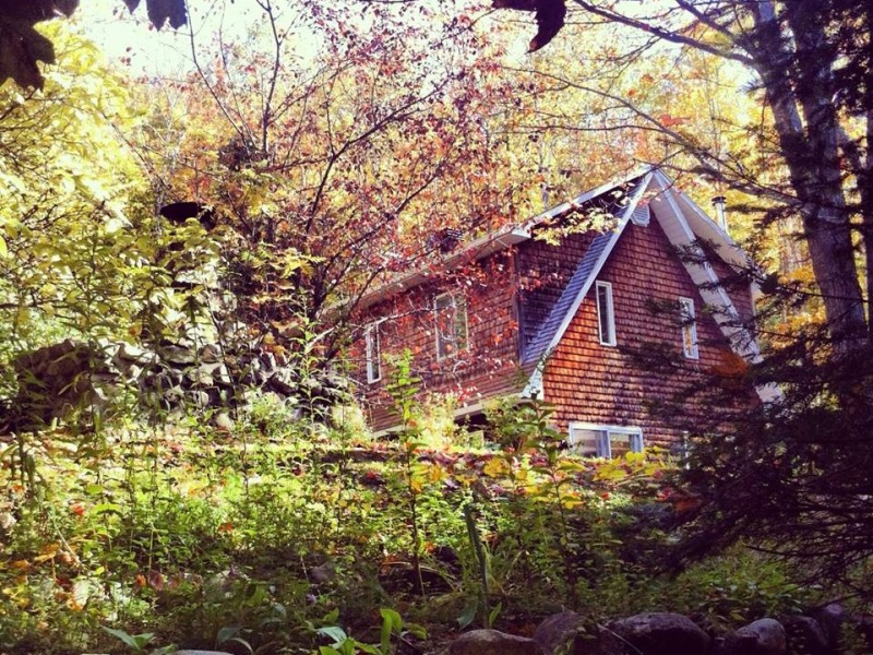 Chalet Ste-Béatrix | 525 Avenue 3 St Vincent, Sainte-Béatrix, QC J0K 1Y0, Canada | Phone: (438) 873-0700