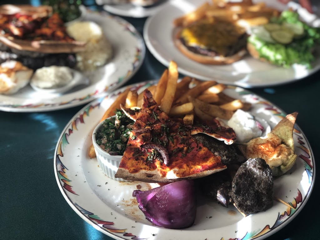 Tivoli Garden Cafe | 1916 10th avenue, AB-54, Spruce View, AB T0M 1V0, Canada | Phone: (403) 728-3555