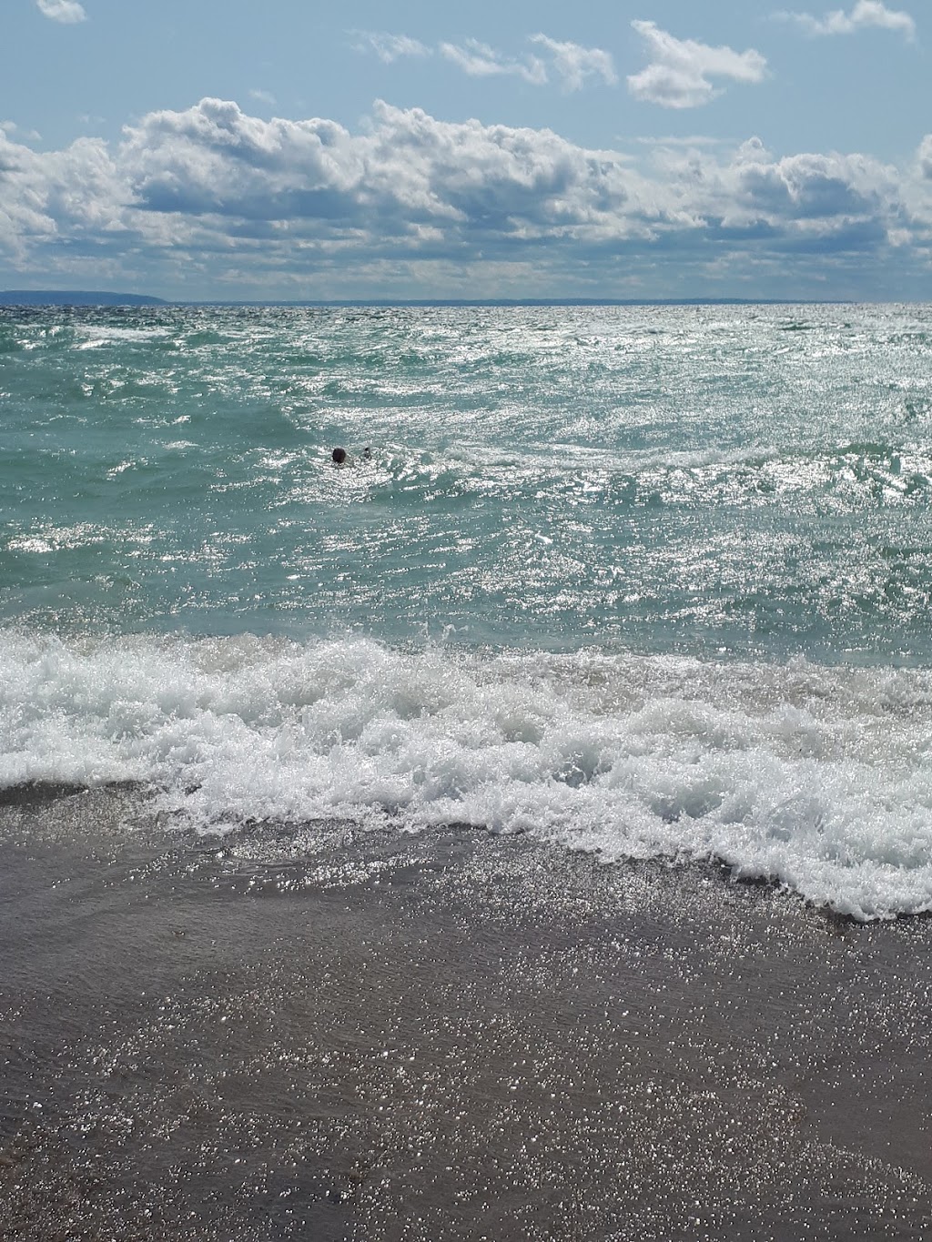 Tiny Cove Marina | 15 Sunrise Ct, Tiny, ON L9M 0H2, Canada | Phone: (705) 529-2327