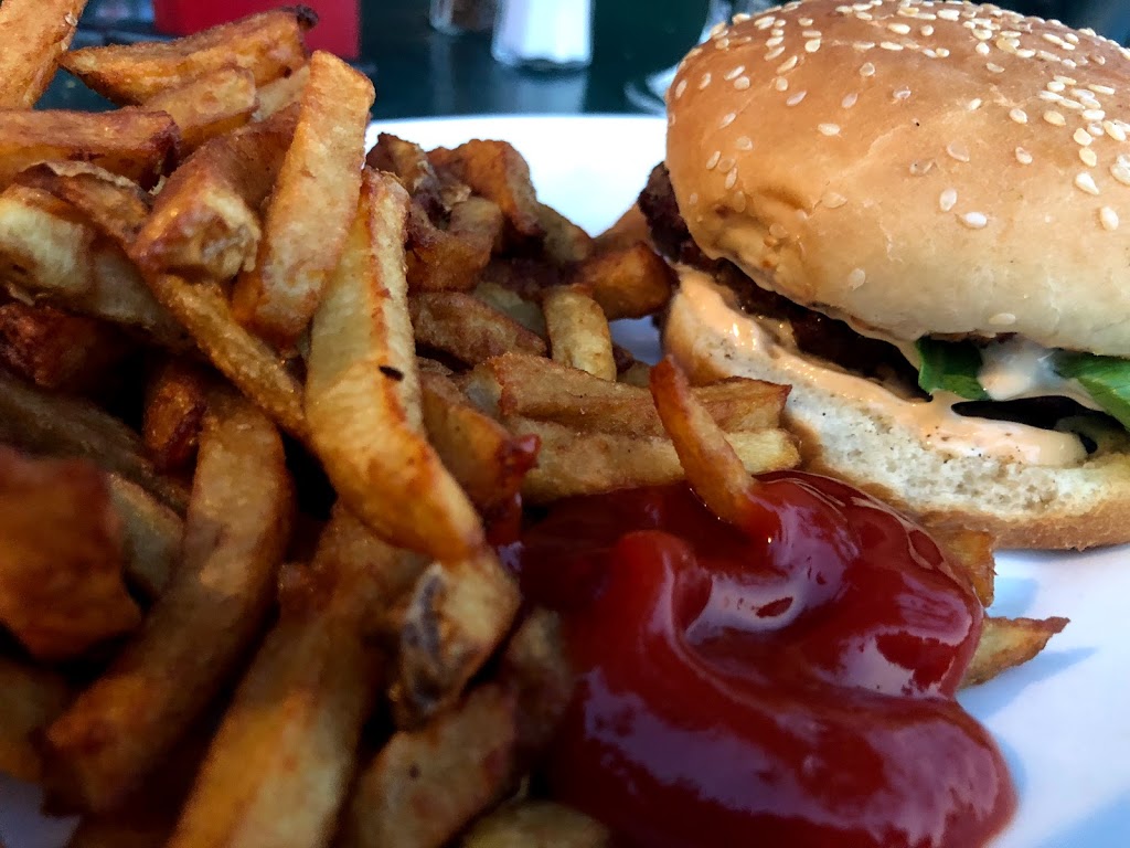 Restaurant du Quai | 463 Chemin des Patriotes, Saint-Charles-sur-Richelieu, QC J0H, Canada | Phone: (450) 584-3270