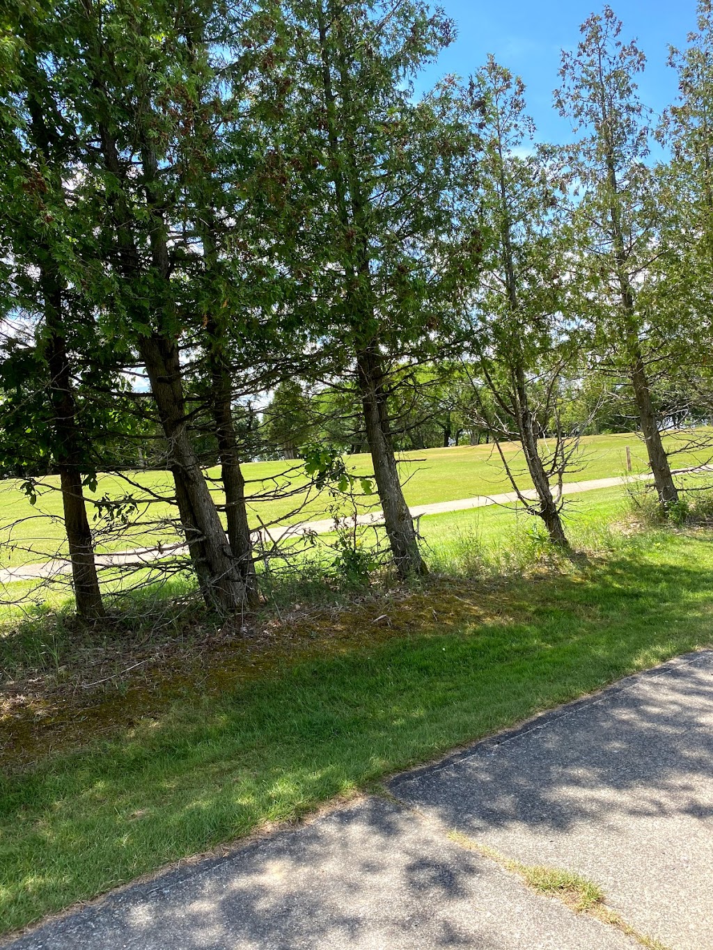 Island Brae Golf Club | 7388 QC-148, Chapeau, QC J0X 1M0, Canada | Phone: (613) 732-9022