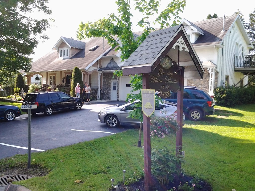 Le Gîte Chez Marie-Marthe | 1452 Chemin Riendeau, Coaticook, QC J1A 2S4, Canada | Phone: (819) 849-7445