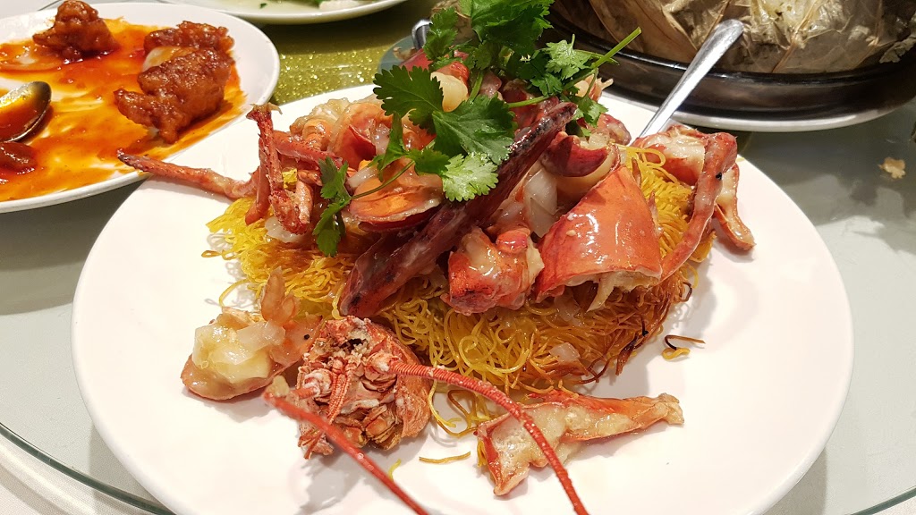 Edgemont City Asian Cuisine | 45 Edenwold Dr NW #209, Calgary, AB T3A 3S8, Canada | Phone: (403) 547-0239