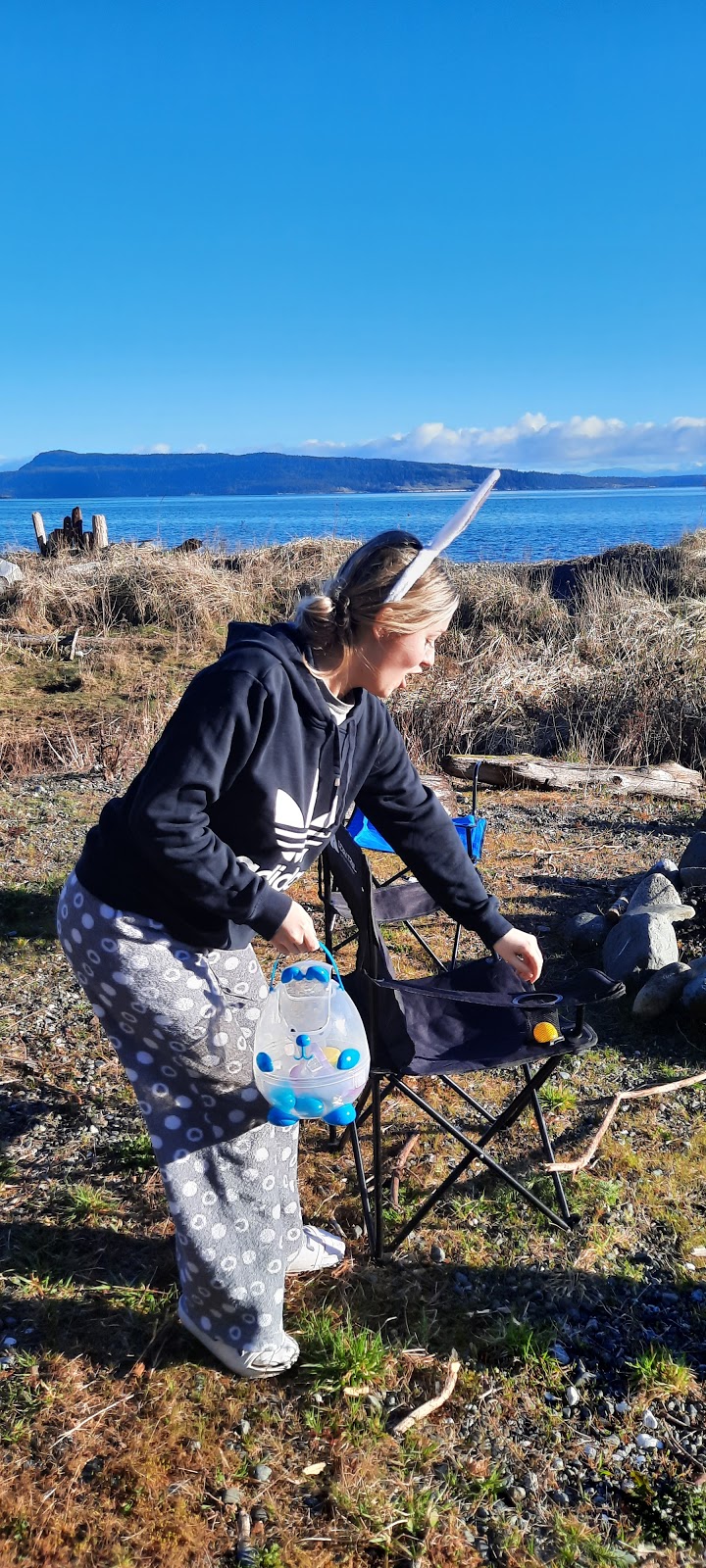 Bowser Beach House | 6919 Island Hwy W, British Columbia V0R 1G0, Canada | Phone: (604) 536-4705