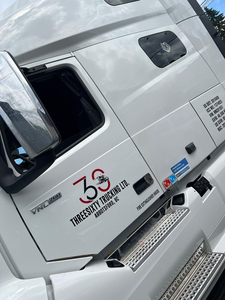 THREESIXTY TRUCKING LTD | 31408 Homestead Crescent, Abbotsford, BC V2T 6V5, Canada | Phone: (604) 751-1309