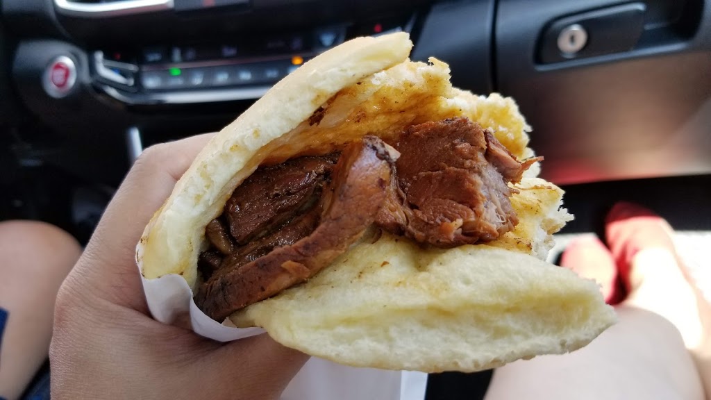 Fahmee Bakery & Jamaican Foods | 119 Montezuma Trail, Scarborough, ON M1V 1J4, Canada | Phone: (416) 754-2126