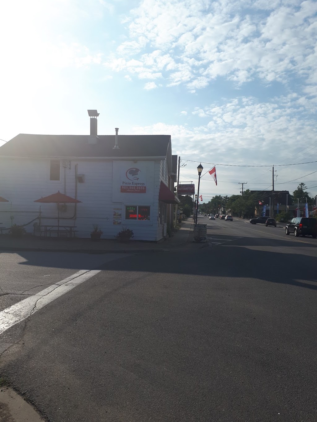 Pizza Express | 15954 Airport Rd, Caledon East, ON L7C 1K5, Canada | Phone: (905) 860-0606