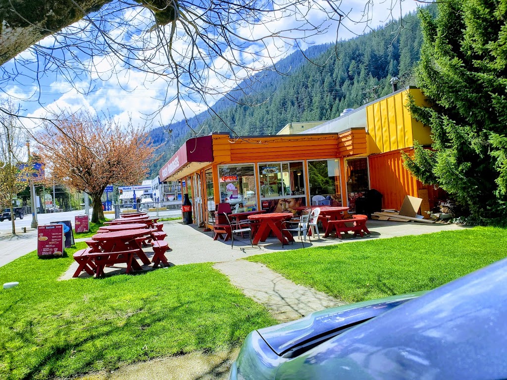 Harrison Village Mall | 101 Hot Springs Rd, Harrison Hot Springs, BC V0M 1K0, Canada