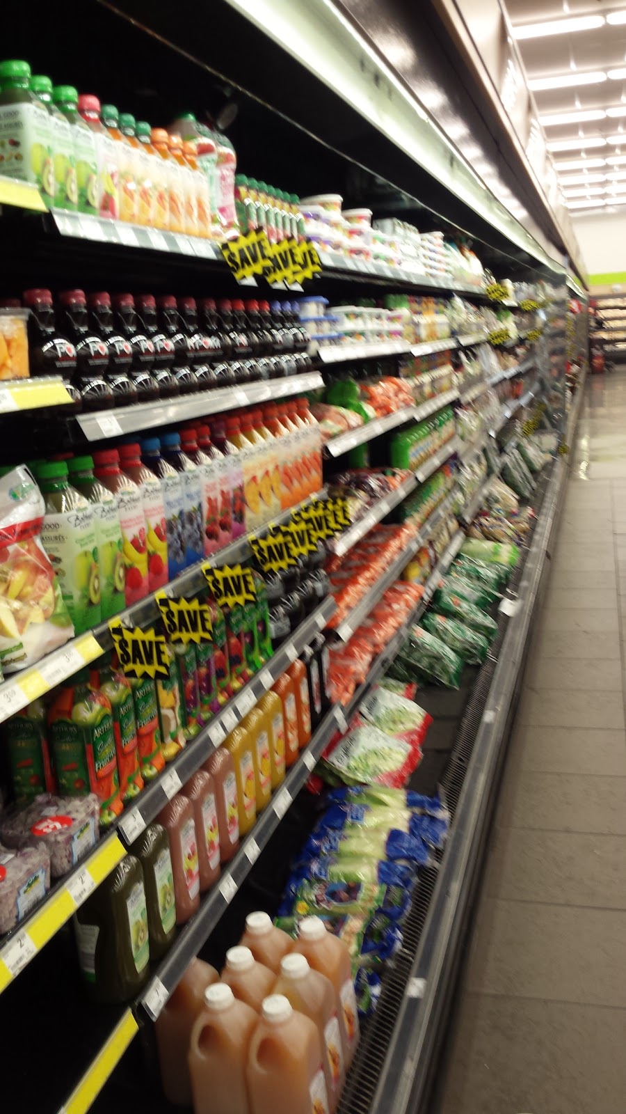 FreshCo King & Wilson | 564 King St E, Oshawa, ON L1H 1G5, Canada | Phone: (905) 571-4835