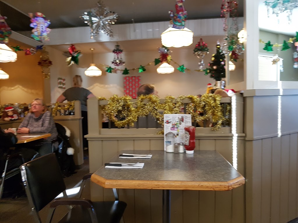 Garwood Grill | 435 Pembina Hwy, Winnipeg, MB R3M 2K9, Canada | Phone: (204) 453-3012