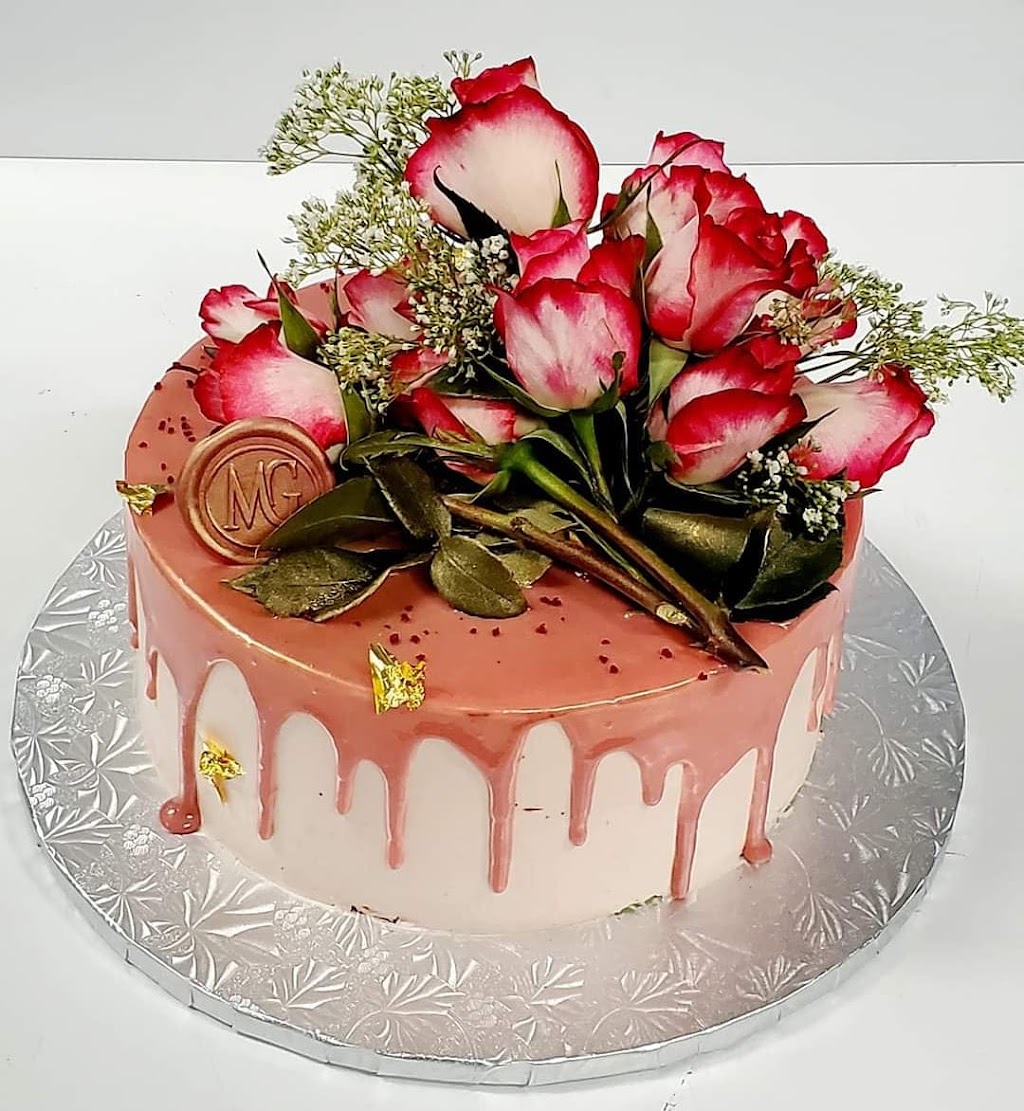 Macarons & Goodies St Albert | 50 St Thomas St #103, St. Albert, AB T8N 6Z8, Canada | Phone: (587) 290-0505