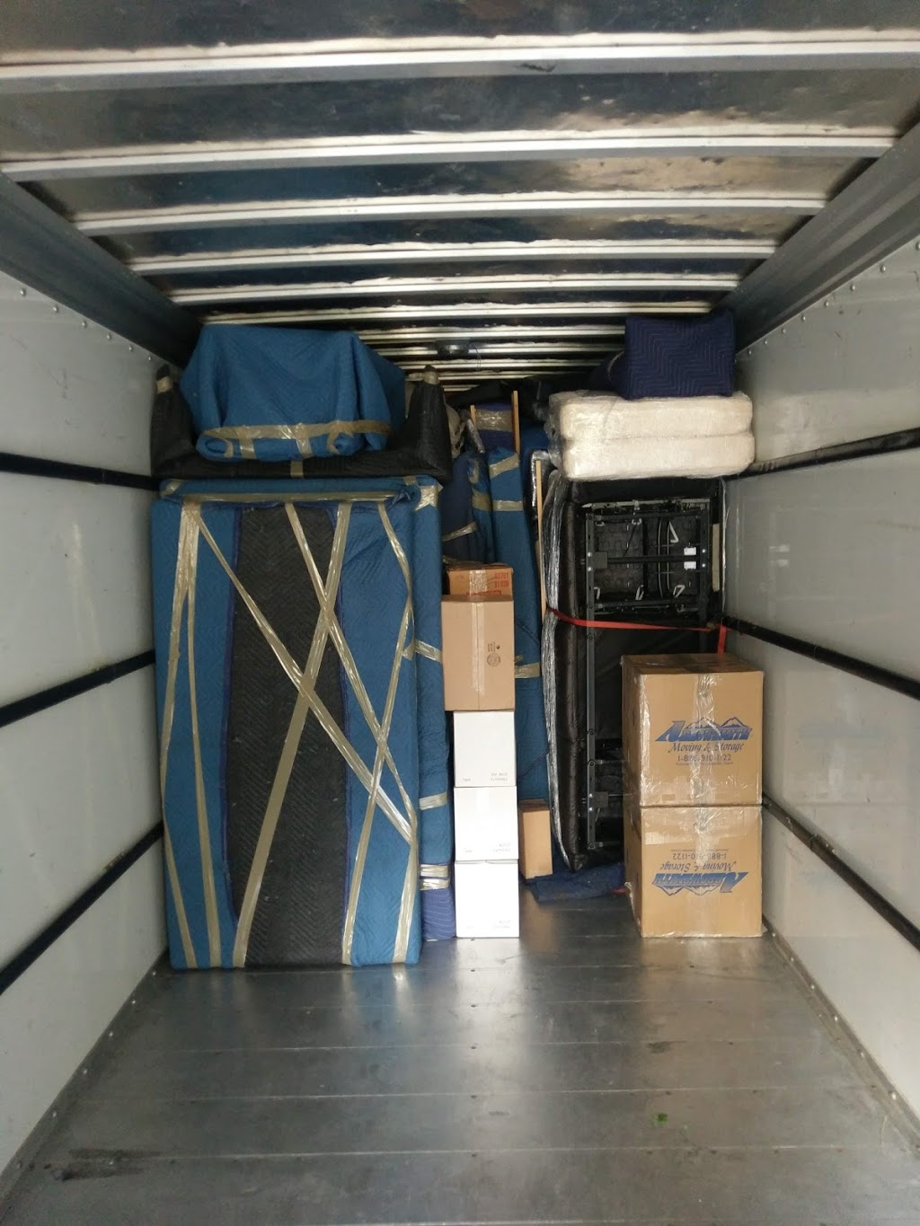 Hugos Moving | 2504 43 St, Vernon, BC V1T 6L1, Canada | Phone: (778) 475-1763