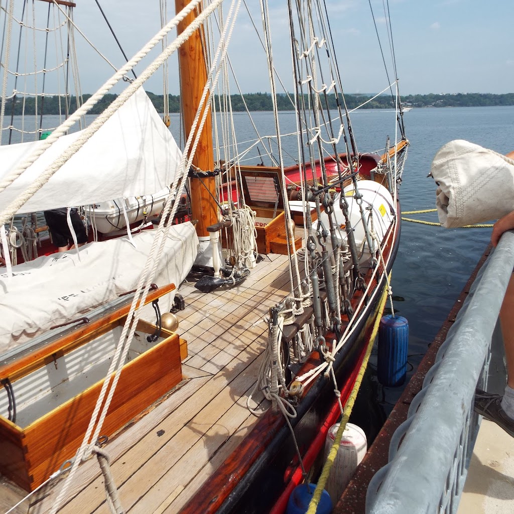 Tall Ship Expeditions Canada - Brigantine | 53 Yonge St, Kingston, ON K7M 6G4, Canada | Phone: (613) 544-5175
