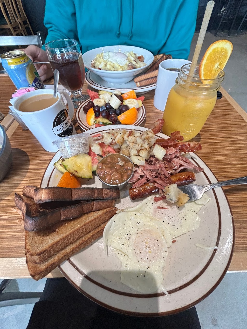 Resto lambition | 2245 Bd Barrette, Lourdes-de-Joliette, QC J0K 1K0, Canada | Phone: (450) 759-8989