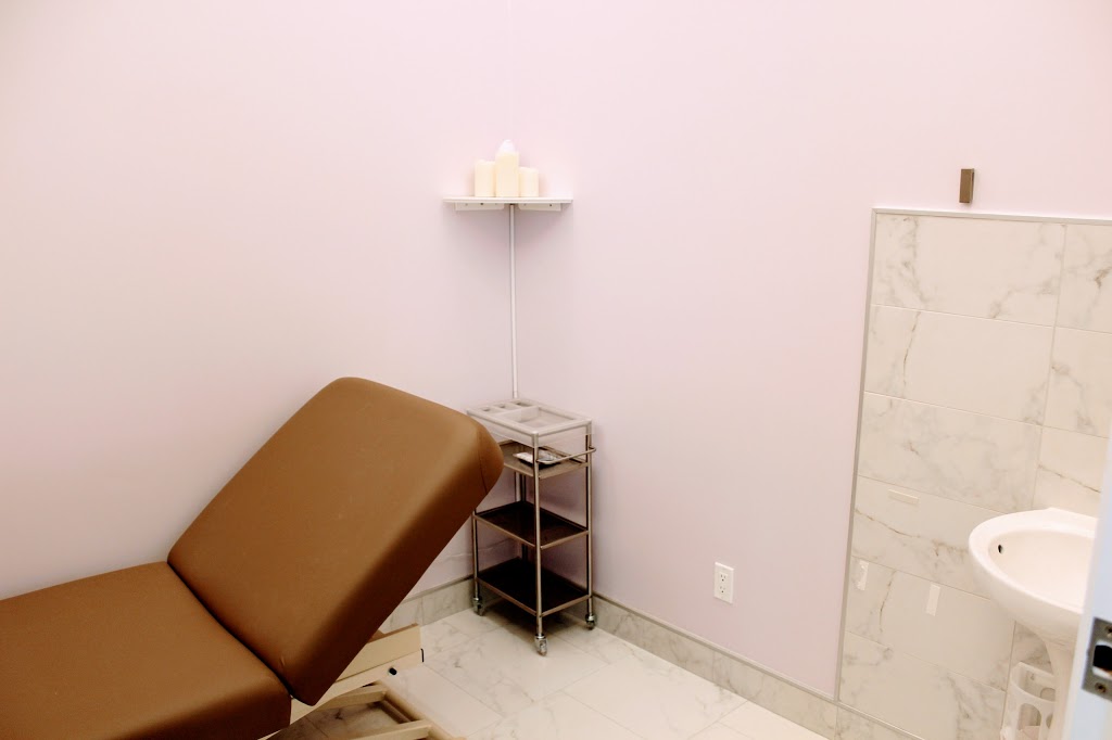 Ocean Splash Wellness, Spa & Yoga Studio | 1525 Cornwall Rd #2, Oakville, ON L6J 0B2, Canada | Phone: (289) 837-0369