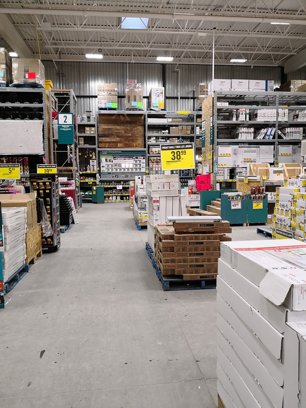 Réno-Dépôt | 2199 Rue Lapierre, LaSalle, QC H8N 1B3, Canada | Phone: (514) 366-3992