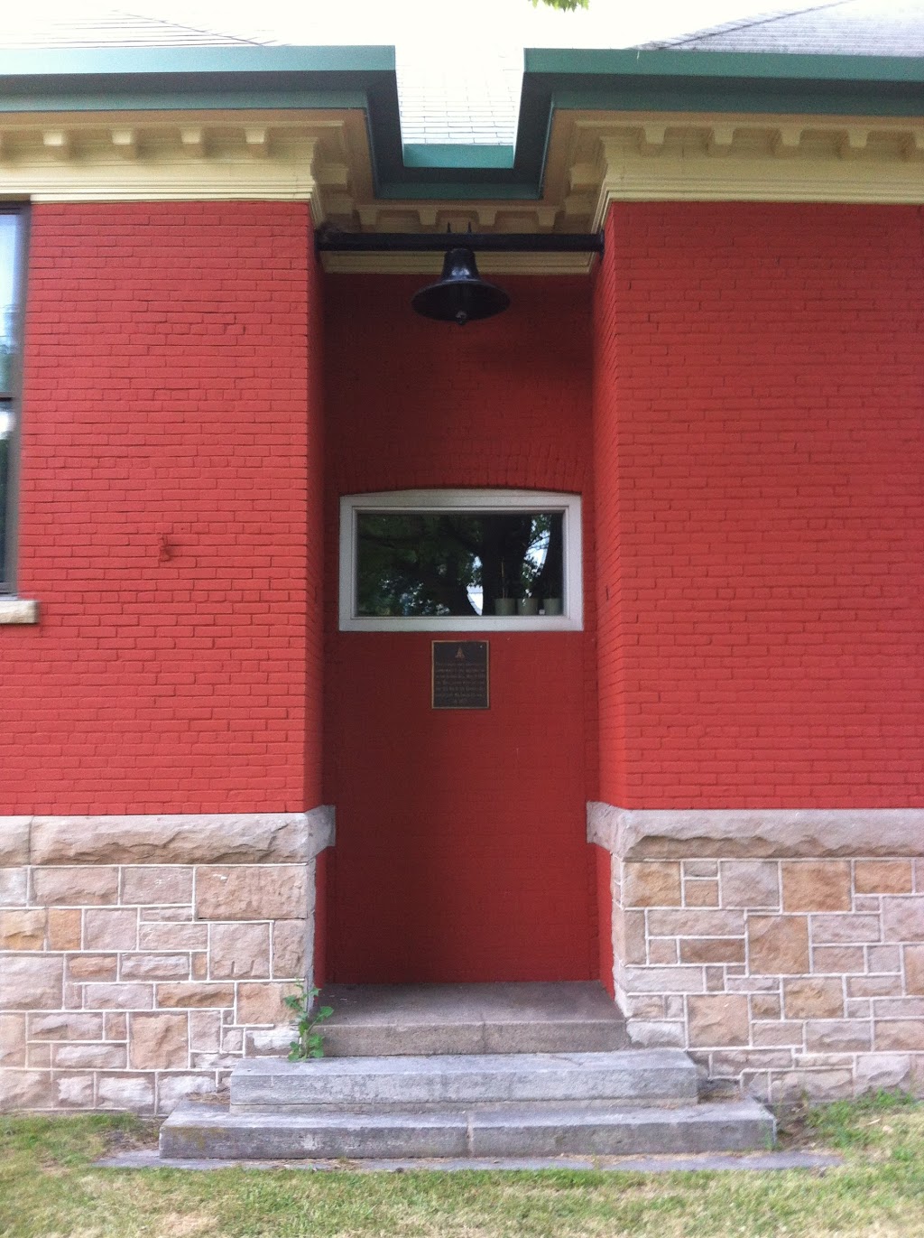 Saint Davids Public School | 1344 York Rd, St. Davids, ON L0S 1P0, Canada | Phone: (905) 262-4533