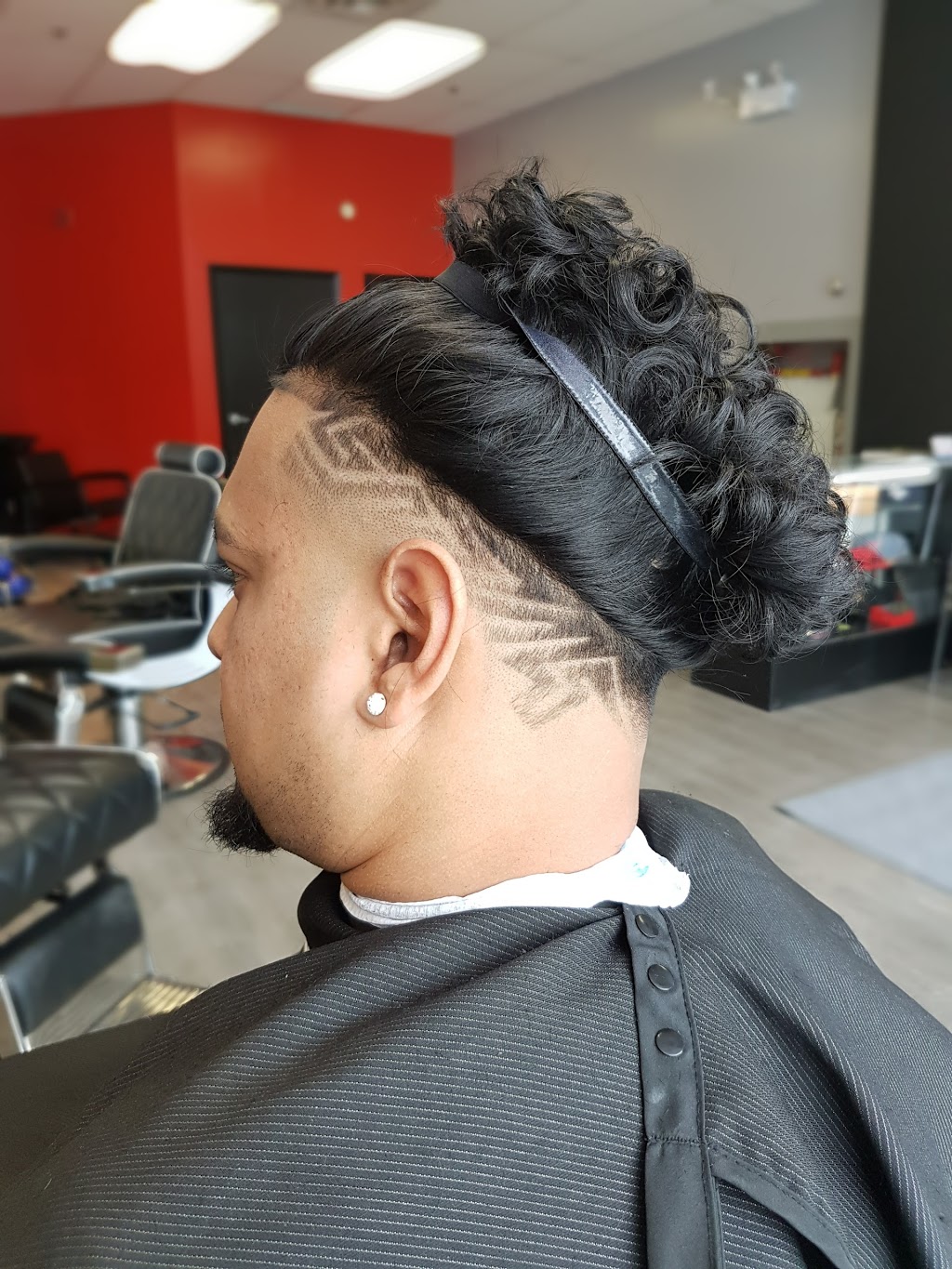 House Of Haze Barber Shop | 525 Markham Rd #1, Scarborough, ON M1H 2A1, Canada | Phone: (416) 407-7258