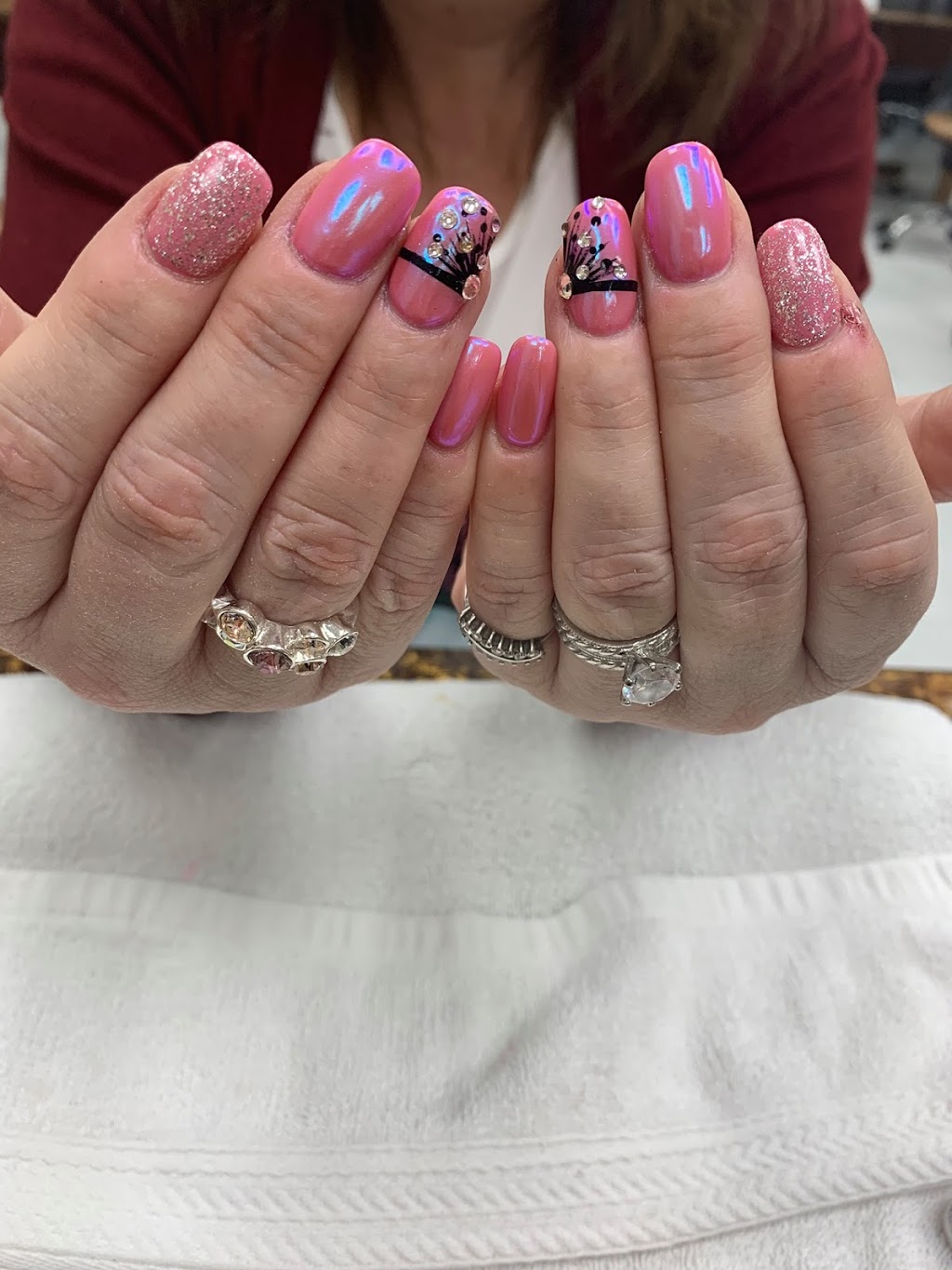 JJ Nails | 2596 McMillan Rd #104b, Abbotsford, BC V3G 1C2, Canada | Phone: (604) 746-2588