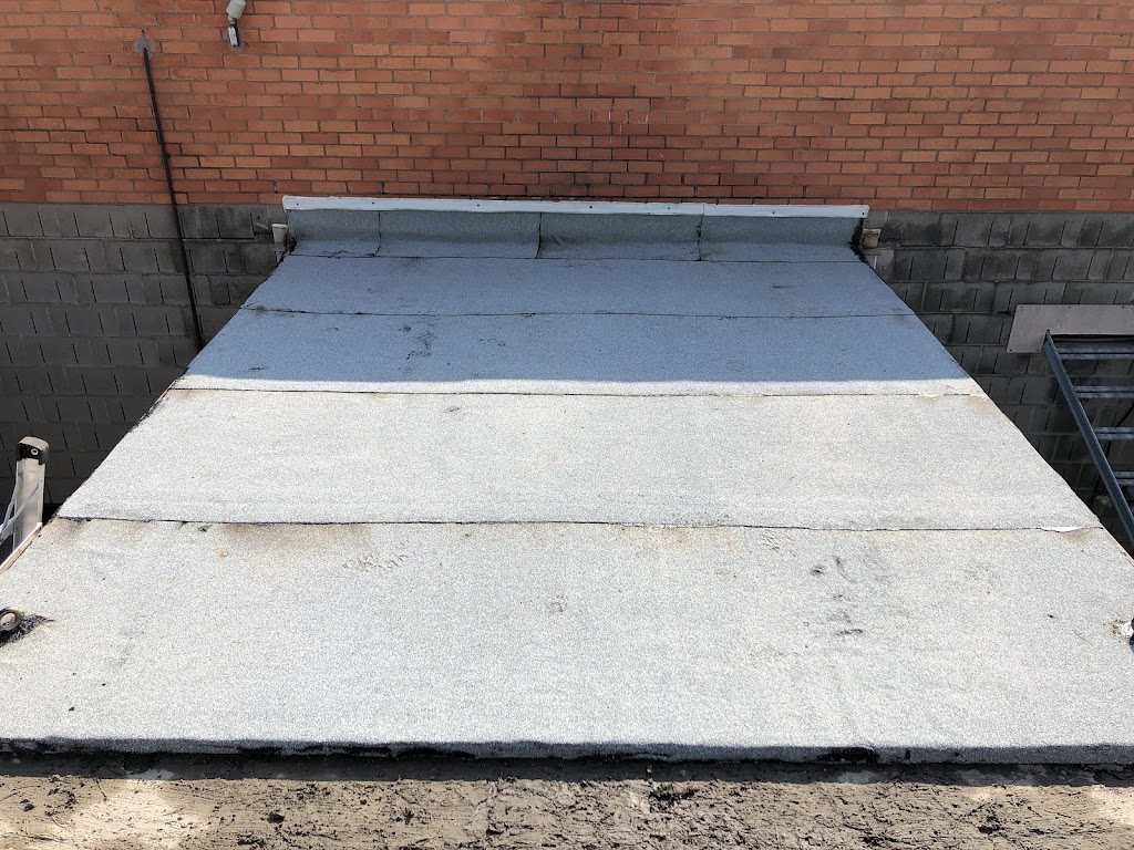 AJ Roofing and Construction | Geneva Crescent, Brampton, ON L6S 1K7, Canada | Phone: (647) 999-2322