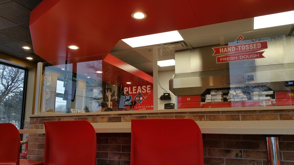 Dominos | 361 Carrville Rd, Richmond Hill, ON L4C 6E4, Canada | Phone: (905) 764-6464