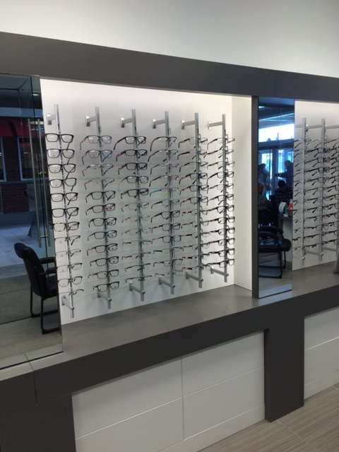 Zyeu Optométristes | 7077 Boulevard Newman, LaSalle, QC H8N 1X1, Canada | Phone: (514) 363-4000