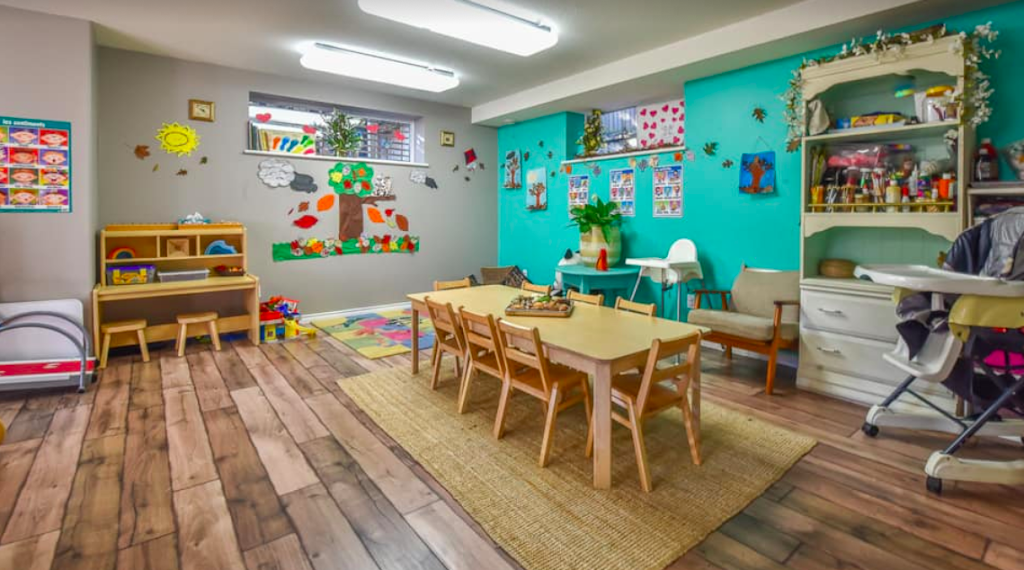 La Vie est Belle Childcare Centre | 1103 Confederation Dr, Port Coquitlam, BC V3C 5Y6, Canada | Phone: (778) 996-0686