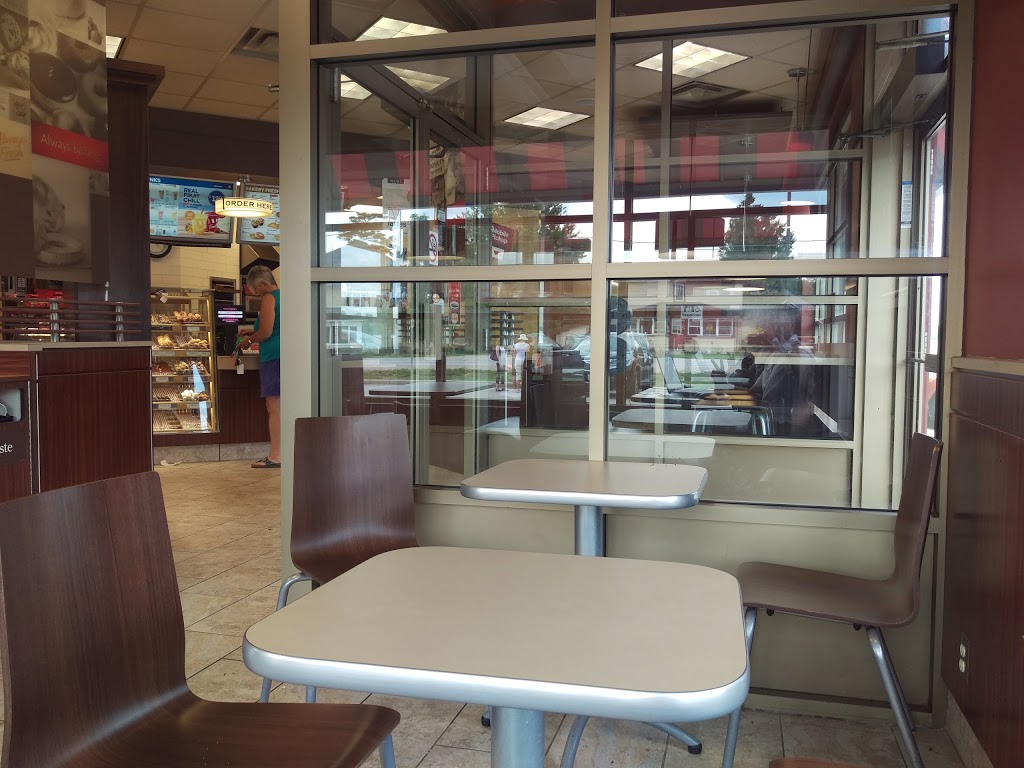 Tim Hortons | 182 Elora St, Harriston, ON N0G 1Z0, Canada | Phone: (519) 338-1128