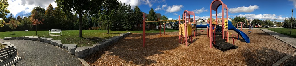 S.M. Woodsmere Park | 456-, 458 Woodsmere Crescent, Pickering, ON L1V 7A4, Canada
