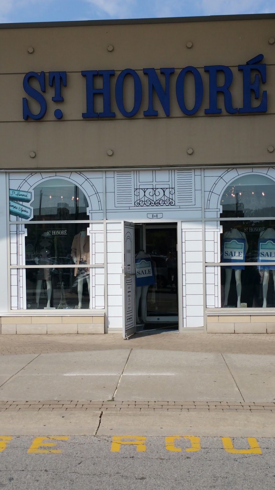 Saint Honoré | 808 York Mills Rd, North York, ON M3B 1X8, Canada | Phone: (416) 449-2672