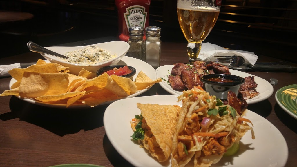Applebees | 388, 707 Country Hills Blvd NE #707, Calgary, AB T3K 5J6, Canada | Phone: (403) 226-6160