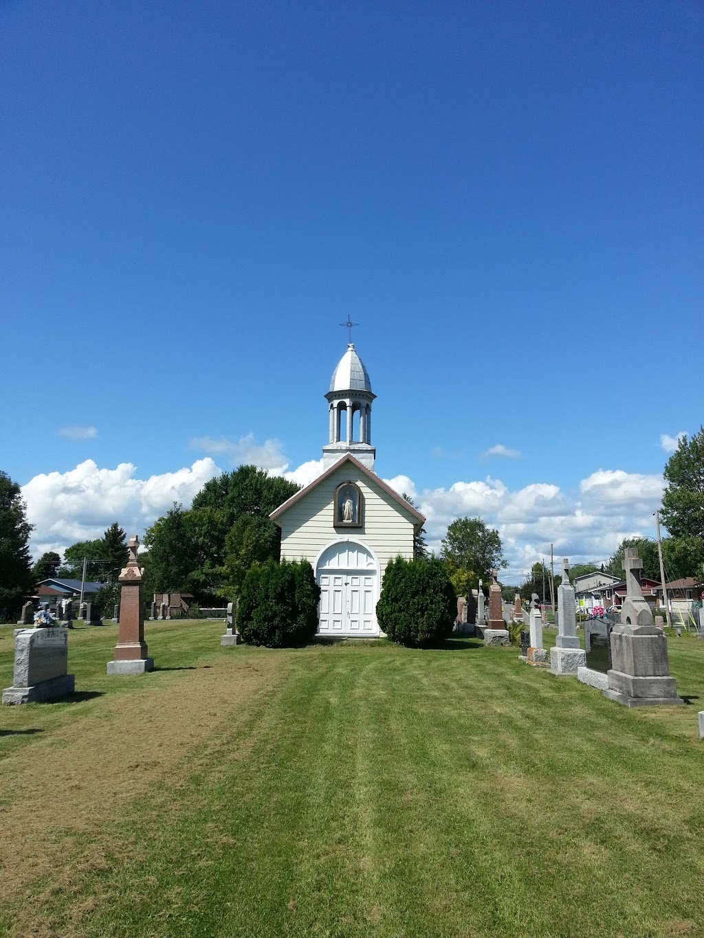 PAROISSE SAINTE-ANNE - Catholique | 129 Boulevard Ste Anne, Sainte-Anne-des-Plaines, QC J0N 1H0, Canada | Phone: (450) 478-1525