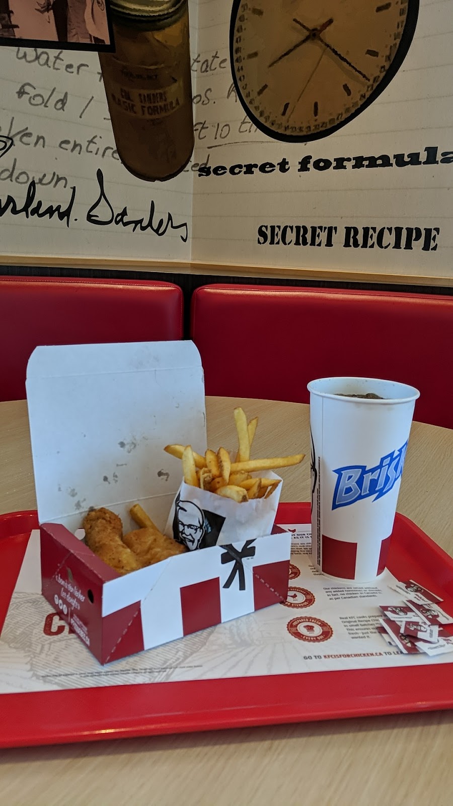 KFC | 293 Regional Rd 77 Unit F1, St. Catharines, ON L2S 0E7, Canada | Phone: (289) 434-4730