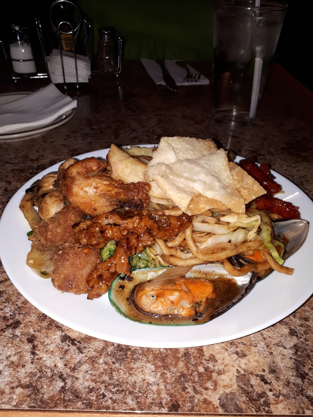 Dragon Buffet | 12724 137 Ave NW, Edmonton, AB T5L 4Y8, Canada | Phone: (780) 456-7676