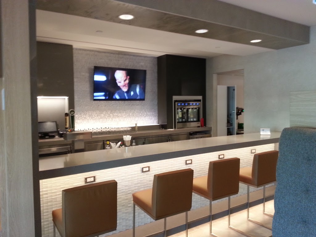 American Airlines Admirals Club | 6301 Silver Dart Dr, Mississauga, ON L5P 1B2, Canada | Phone: (800) 433-7300