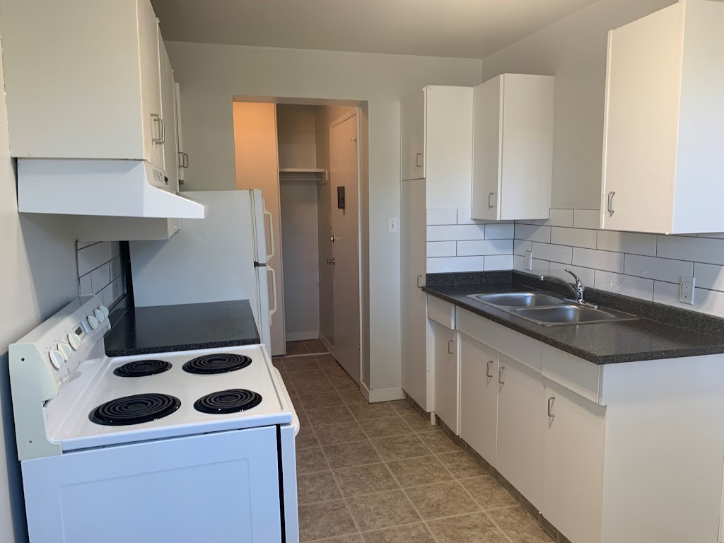 Blue Haven Apartments | 5805 112 St NW, Edmonton, AB T6H 3J4, Canada | Phone: (587) 735-0118