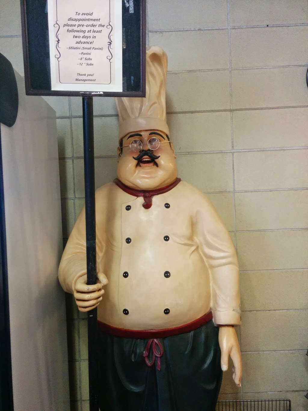 Riganellis Bakery Ltd | 16 Ormond St S, Thorold, ON L2V 1Y1, Canada | Phone: (905) 227-1156