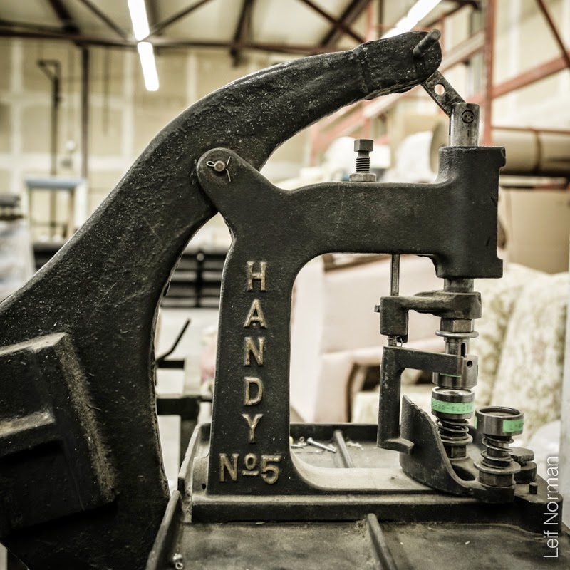 Art Upholstery Ltd. | 471 Madison St, Winnipeg, MB R3J 1J2, Canada | Phone: (204) 943-4652