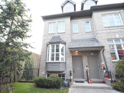 Royal LePage West Realty Group : Beatrice Raposo | 5110 Dundas St W, Etobicoke, ON M9A 1C2, Canada | Phone: (416) 271-0688