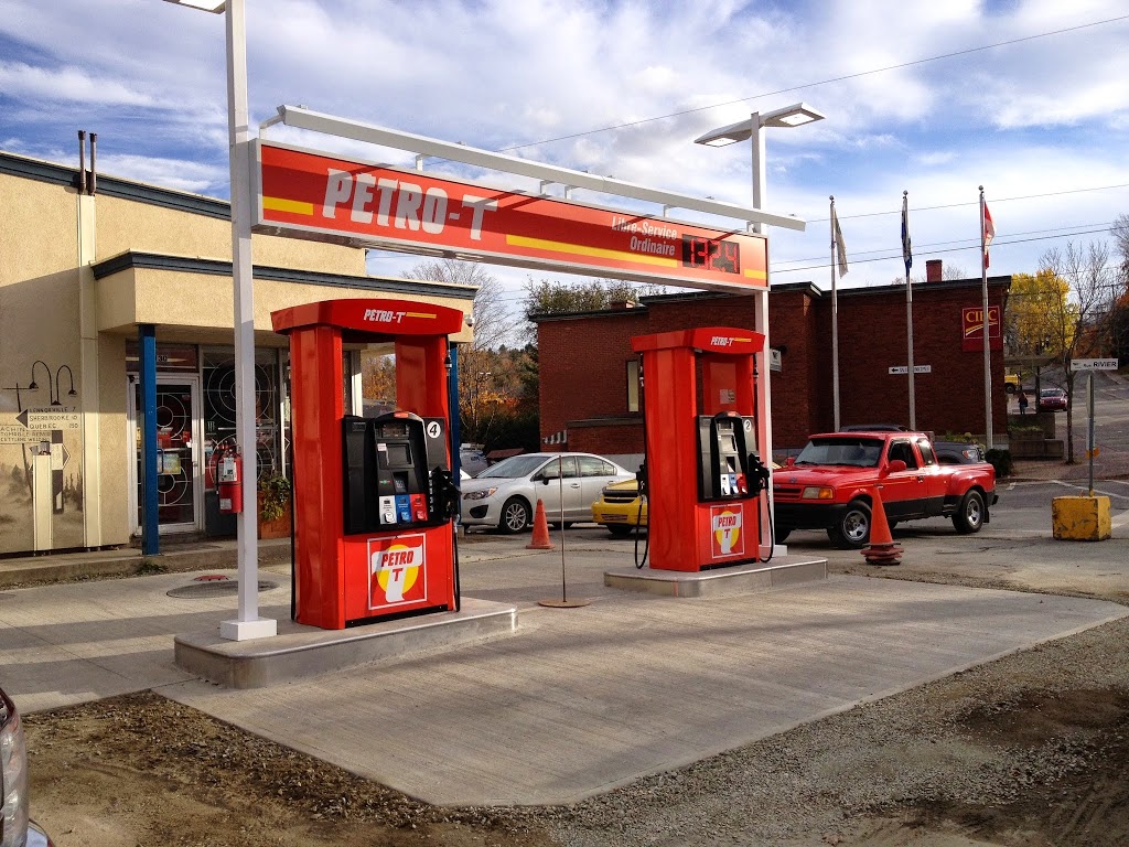 Petro-T | 130 Rue Principale S, Waterville, QC J0B 3H0, Canada | Phone: (819) 837-2345
