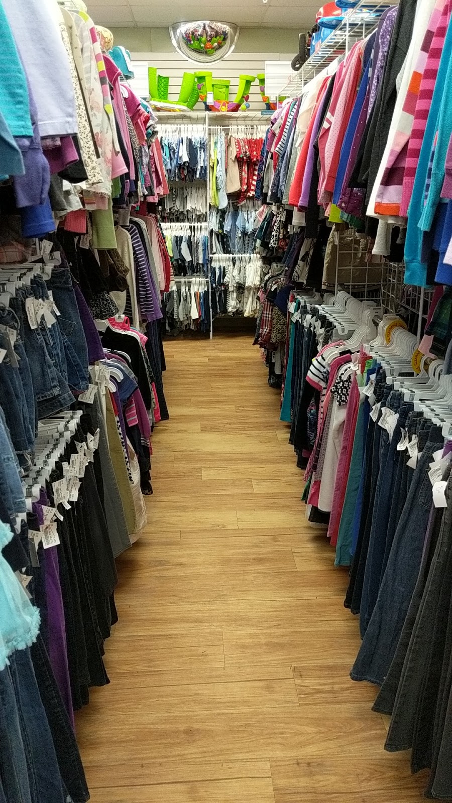 Once Upon A Child | 13-225 Fairview Dr, Brantford, ON N3R 7E3, Canada | Phone: (519) 751-1001