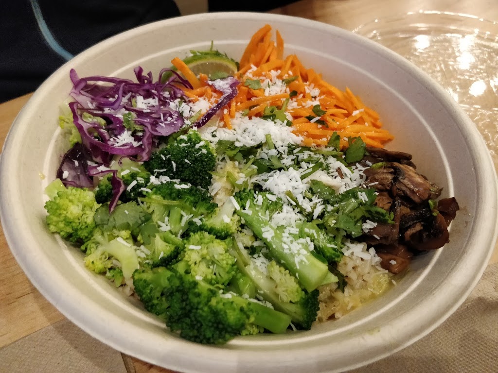 freshii | 90 Annagem Blvd, Mississauga, ON L5T 2Y3, Canada | Phone: (437) 317-7747