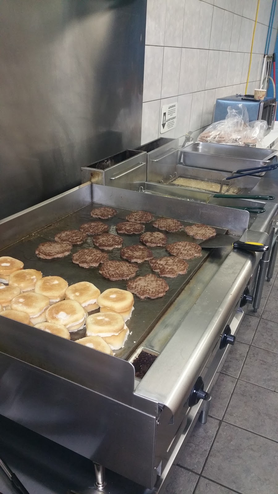 Taystee Donair | 550 Clareview Rd NW, Edmonton, AB T5A 4H2, Canada | Phone: (780) 476-0066