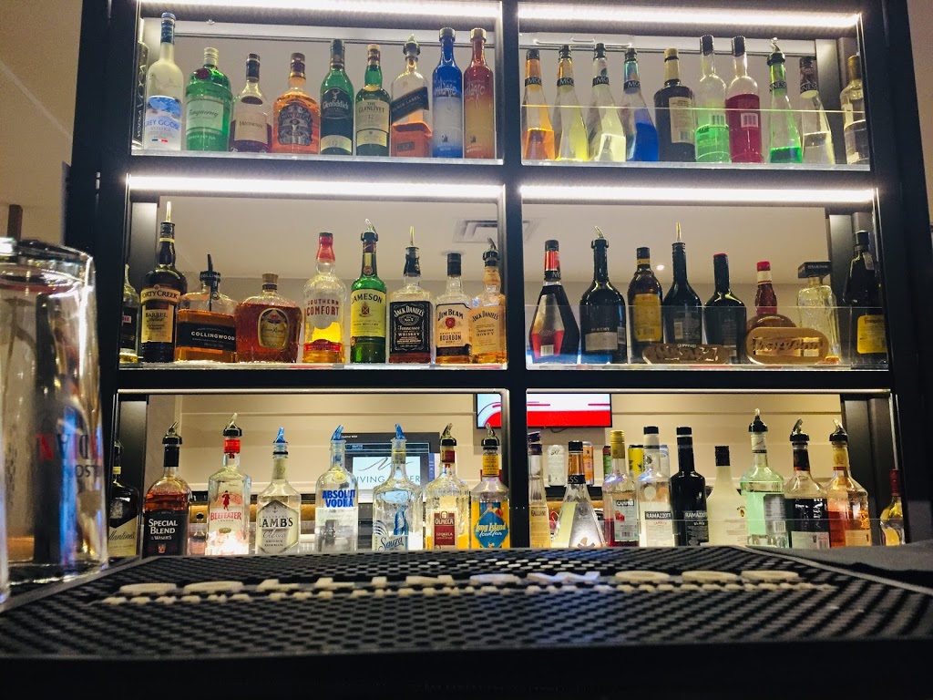 Memories Restaurant & Bar | 19 Keith Ave, Collingwood, ON L9Y 5B4, Canada | Phone: (705) 445-6600 ext. 565
