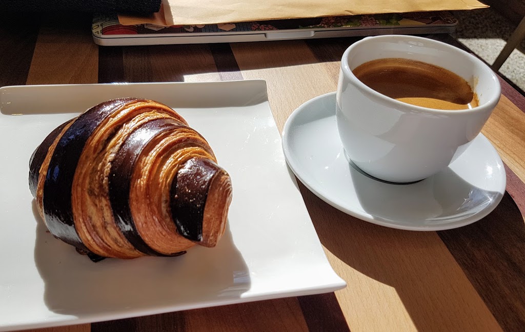 La Meunerie Urbaine | 6151 Av de Monkland, Montréal, QC H4B 1G3, Canada | Phone: (514) 485-2020