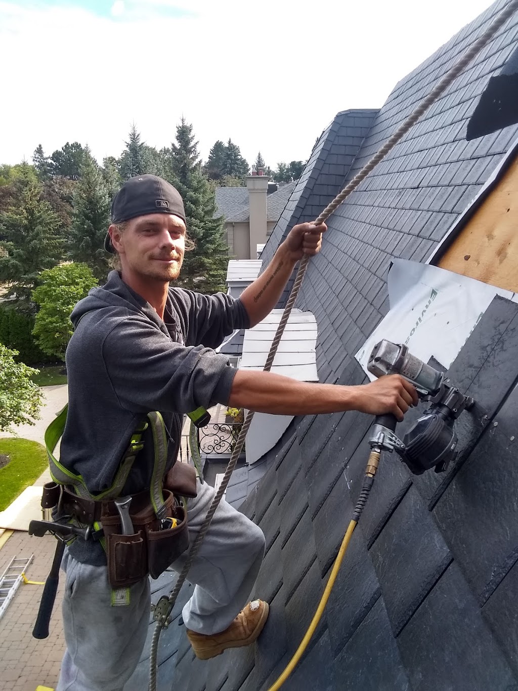 Duratech Roofing | 221 Glendale Ave, St. Catharines, ON L2T 3B9, Canada | Phone: (647) 807-2601