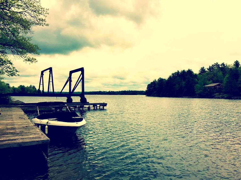 Bayview Marina | 832 Northeys Bay Rd, Woodview, ON K0L 3E0, Canada | Phone: (705) 654-4409