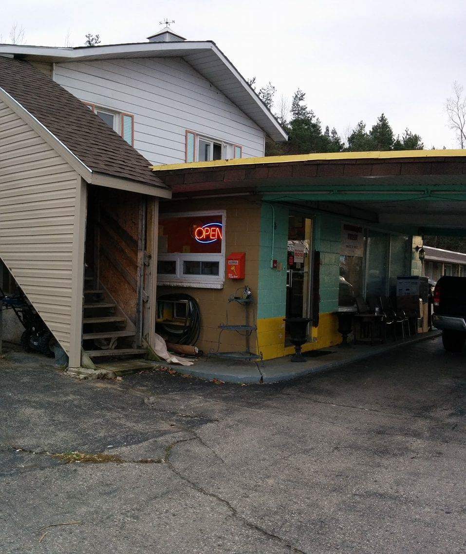 Westmount Motel | 585076 Beachville Rd, Woodstock, ON N4S 7V6, Canada | Phone: (519) 539-2073