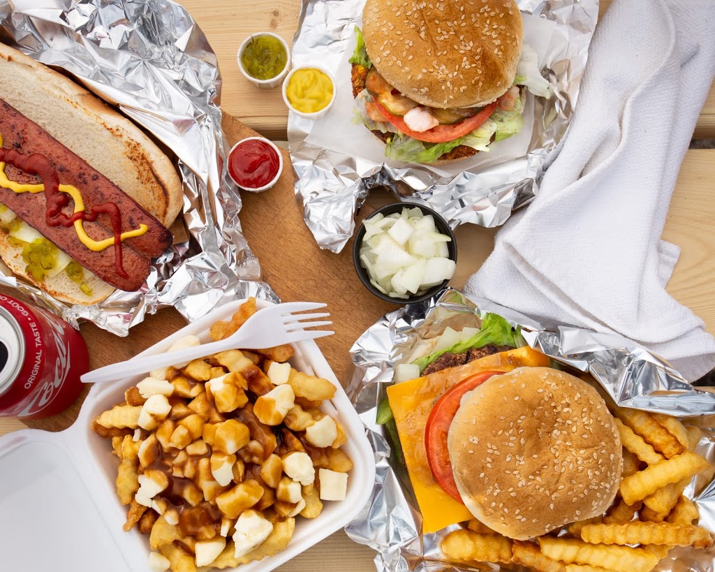 Big Town Burgers | 680 Bank St, Ottawa, ON K1S 3T9, Canada | Phone: (613) 700-8041